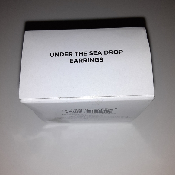 NEW!  Avon Dangle Under The Sea Earring Set $10 - Picture 6 of 7